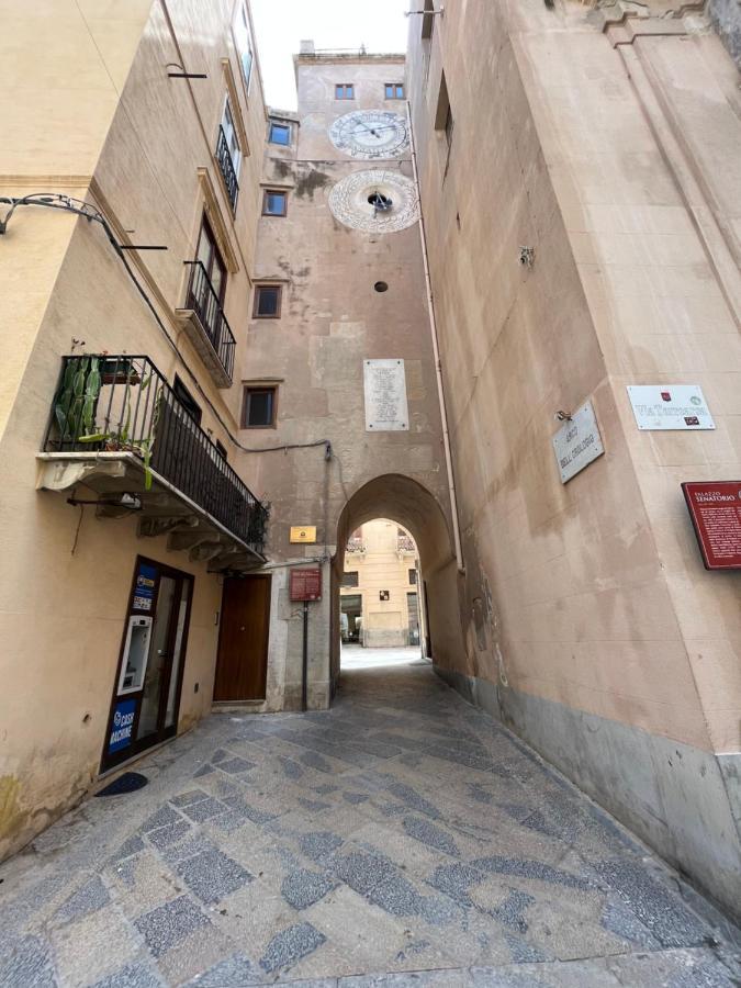 شقة تراباني  في La Torre Dell'Orologio Apartament المظهر الخارجي الصورة